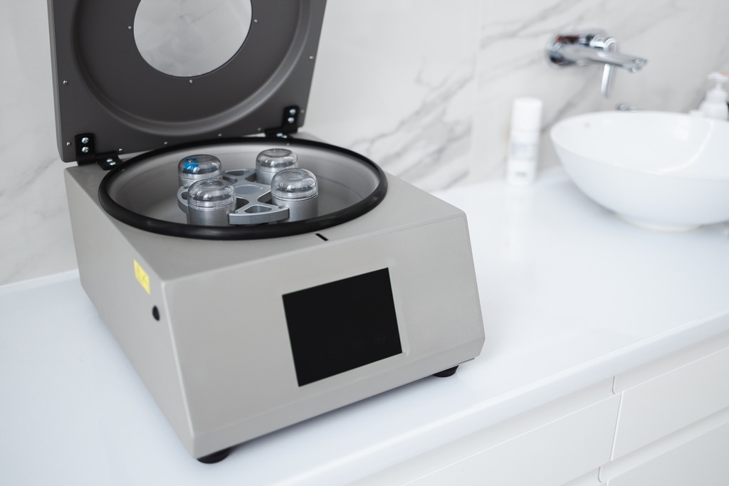 Mini-Centrifuge for Microtubes and Strip Tubes